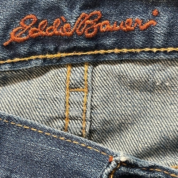Eddie Bauer Premium Denim Straight-Leg Jeans - Size Women’s 10 Regular - Picture 2 of 9